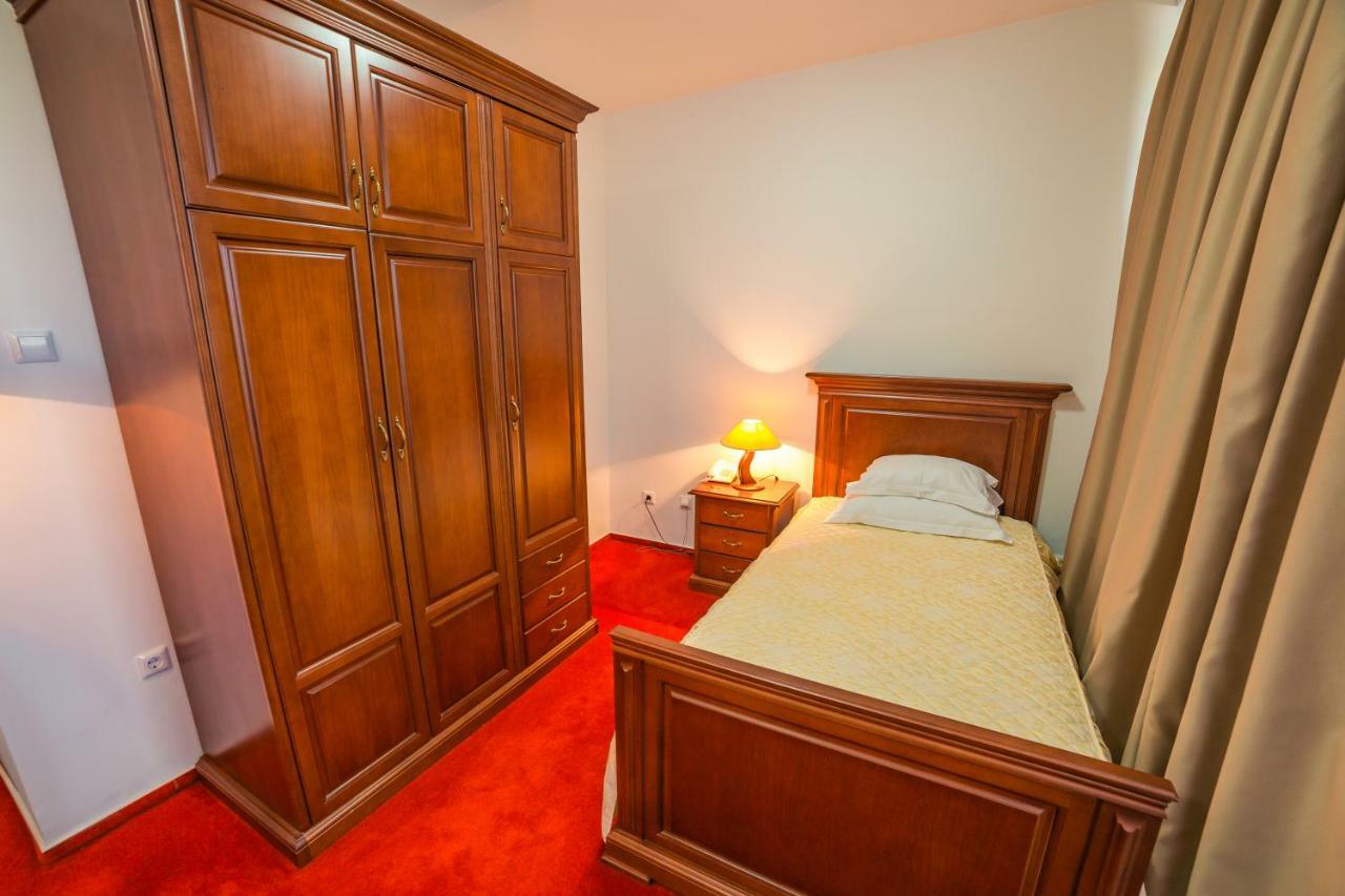 Hotel San Terme Лакташи Экстерьер фото