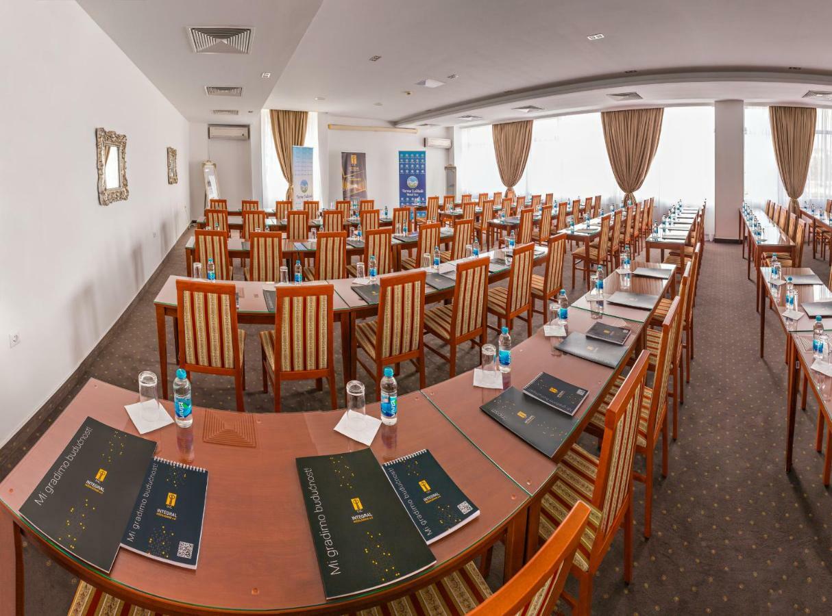 Hotel San Terme Лакташи Экстерьер фото