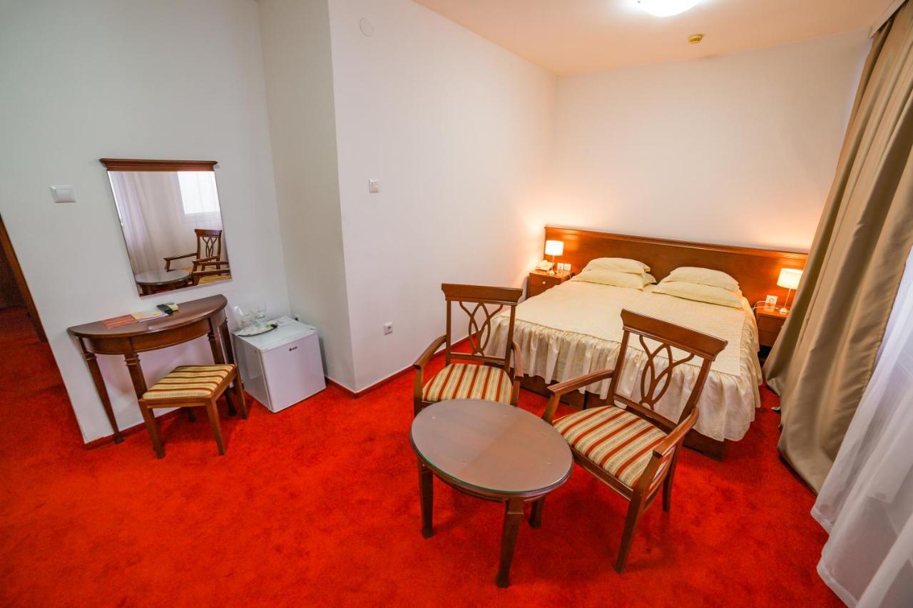 Hotel San Terme Лакташи Номер фото